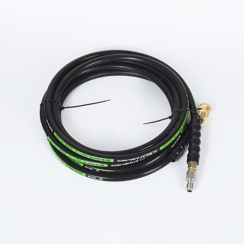 ท่อน้ำแรงดันสูงในท่อระบายน้ำในครัวเรือน